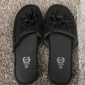 Women’s Slippers